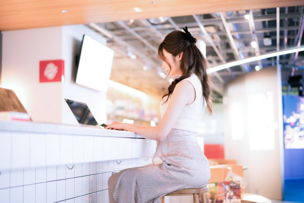 介護士から医療事務へ。体力の限界を感じて選んだデスクワーク